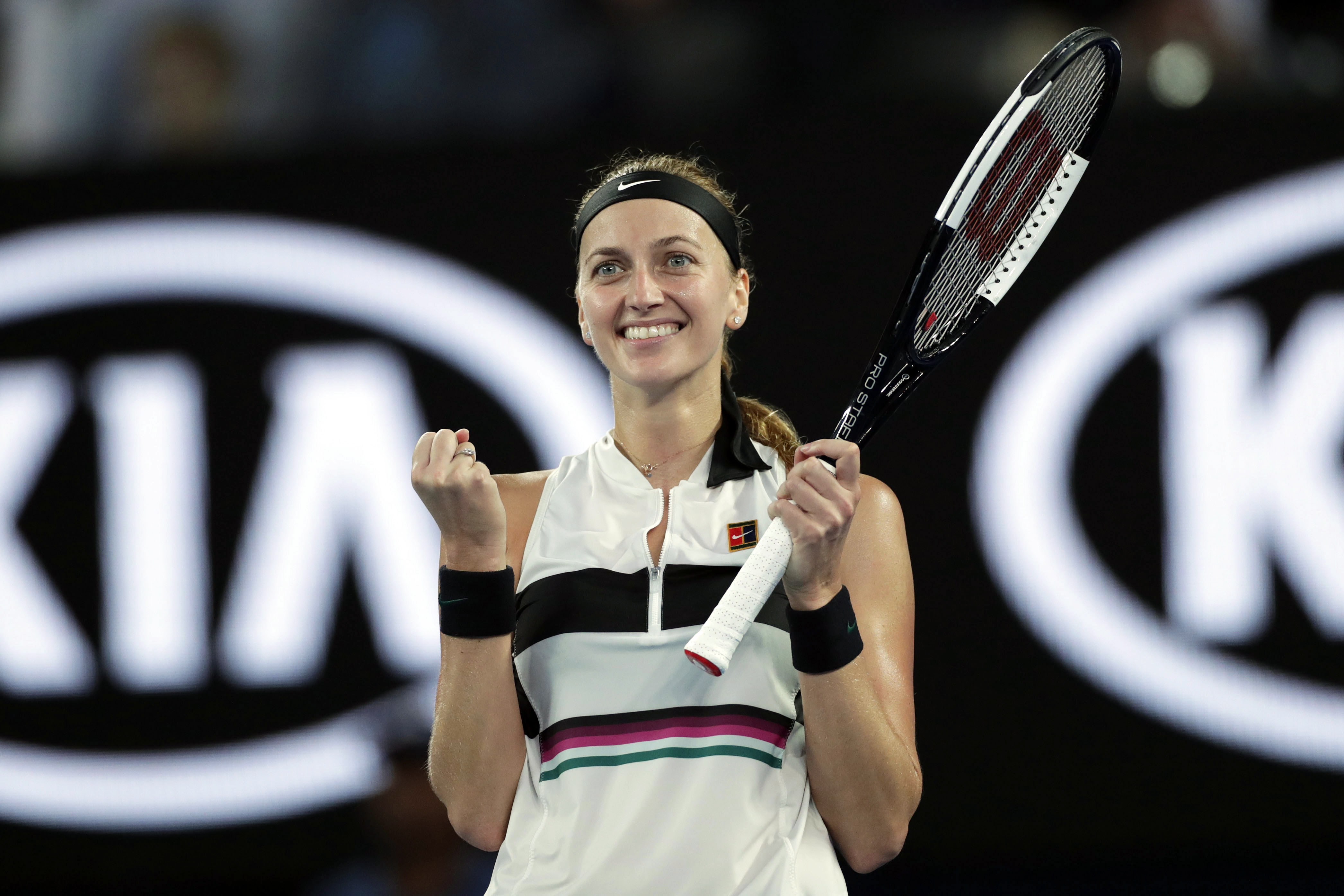 科维托娃回归赛场，问鼎冠军首场状态亮眼，快船观众沸腾！的简单介绍